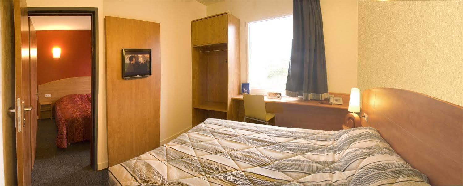 The Originals City, Plume Hotel, Bressuire Εξωτερικό φωτογραφία
